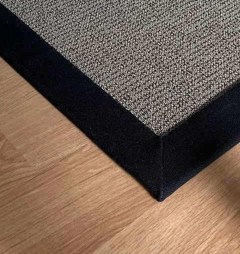 Rug Overlocking vs Rug Binding: What’s the Difference?